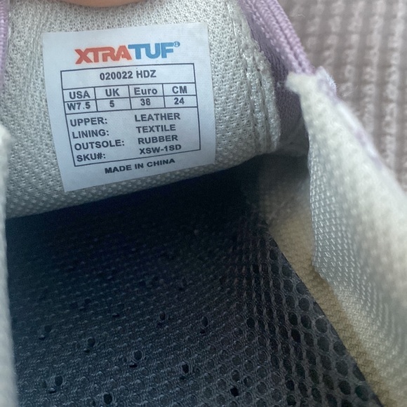 Xtratuf Leather Deck Shoe Sand dollar pattern - Picture 11 of 11